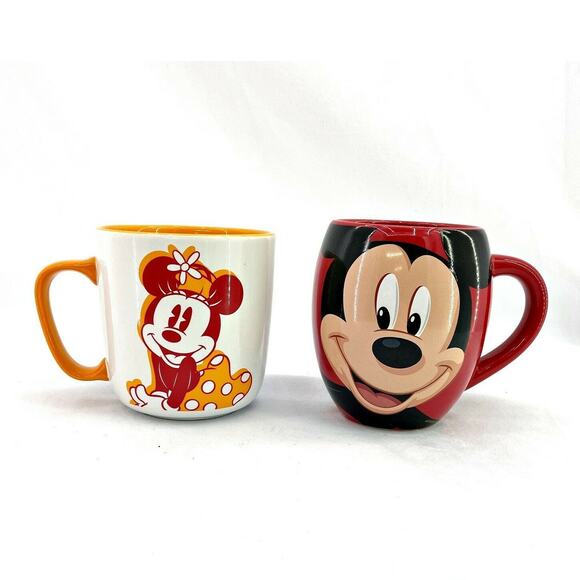 Authentic Disney Store Lot of 2 Coffee Cups Mugs Mickey Mouse & Minnie Mouse - Picture 2 of 5